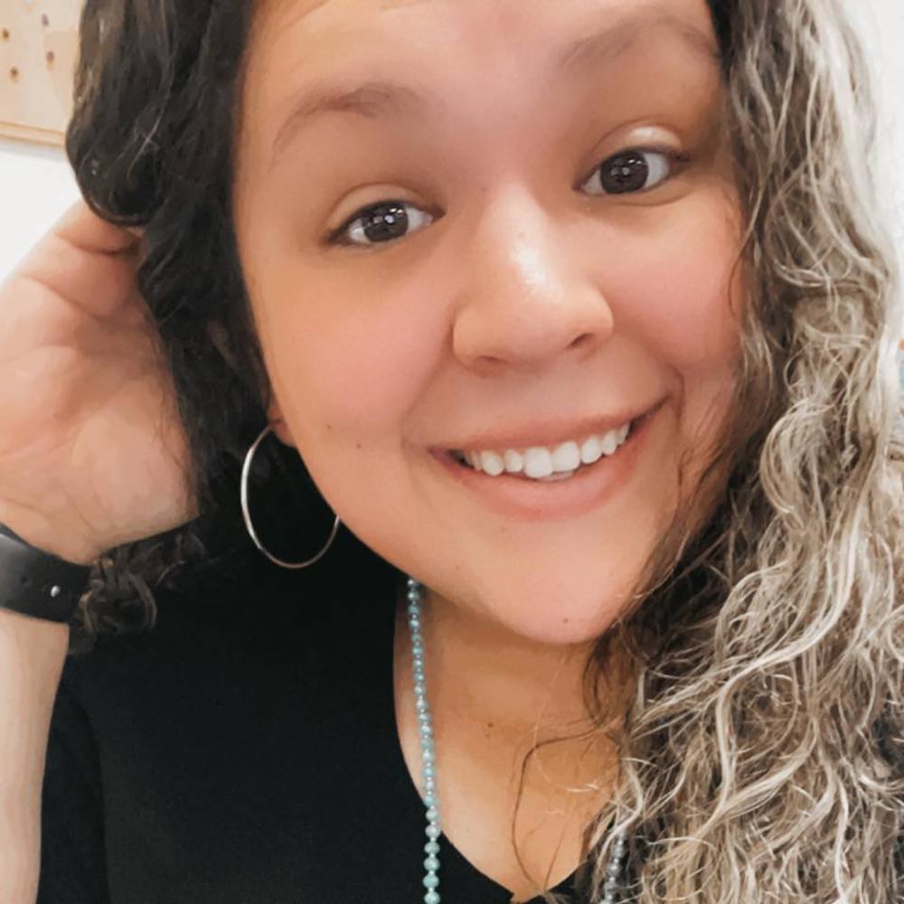 Meet your Posher, Caitlin